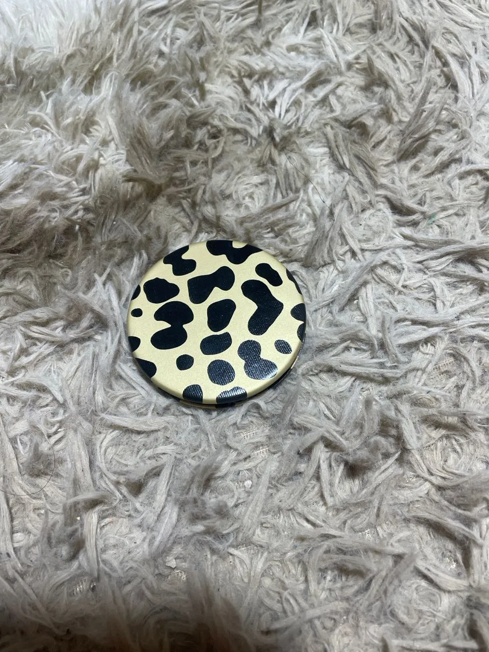 Espejo de bolso ($3.20 USD) — Gil Beauty