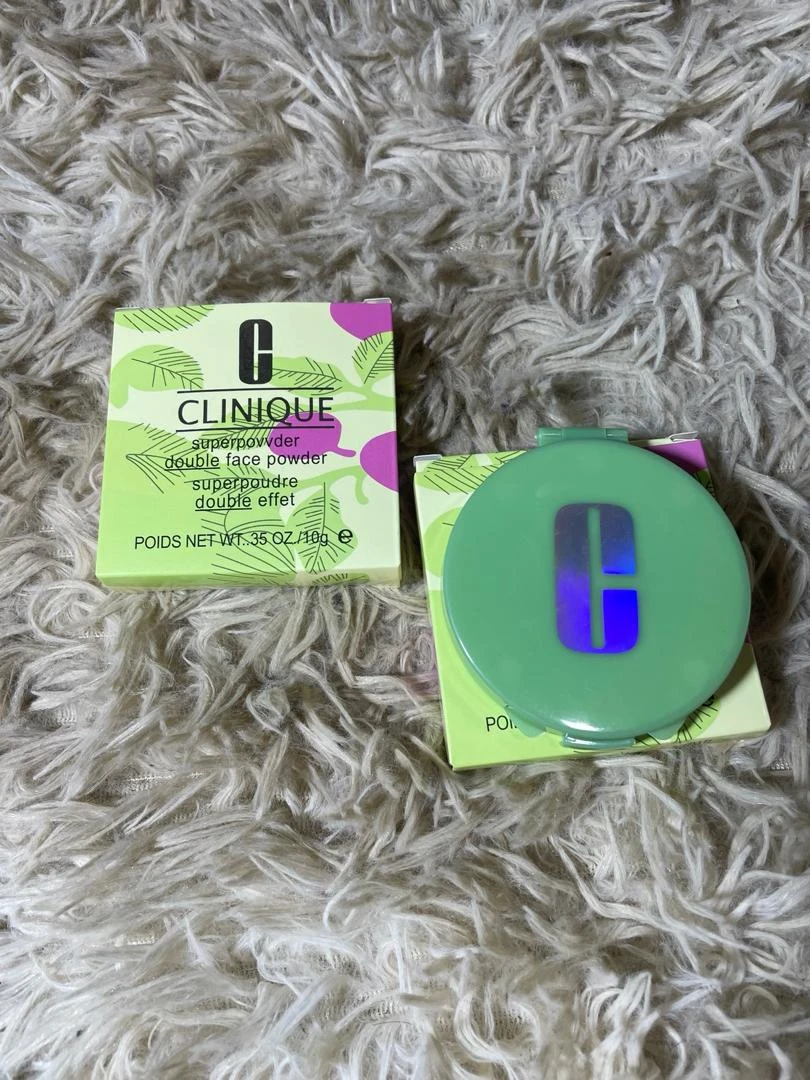 Compacto clinique ($1.70 USD) — Gil Beauty