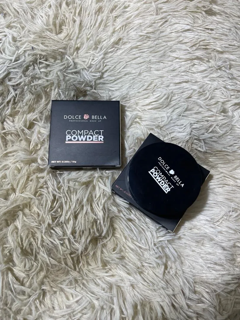 Compacto dolce bella ($4.00 USD) — Gil Beauty