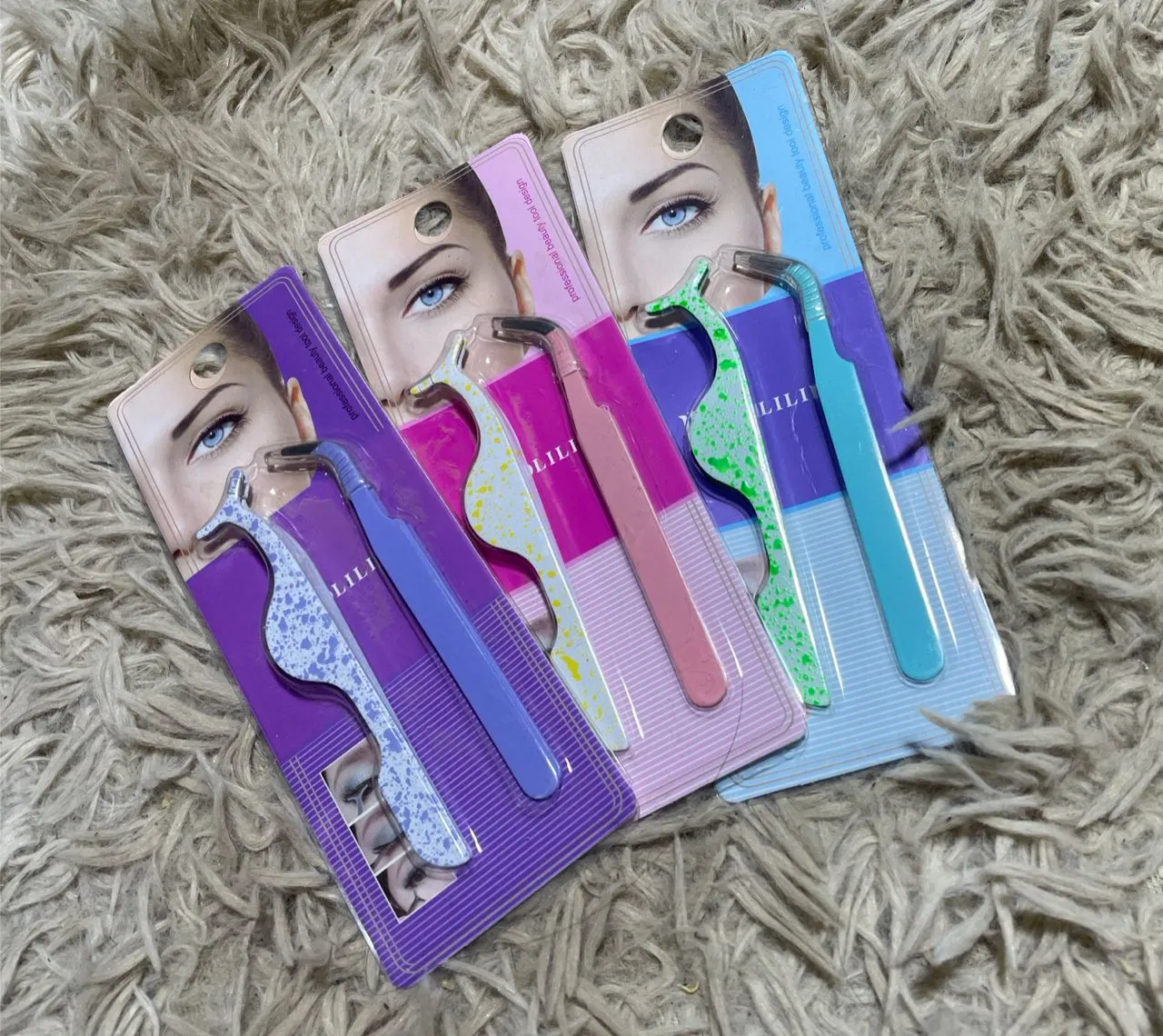 Pinza para pestañas ($2.20 USD) — Gil Beauty