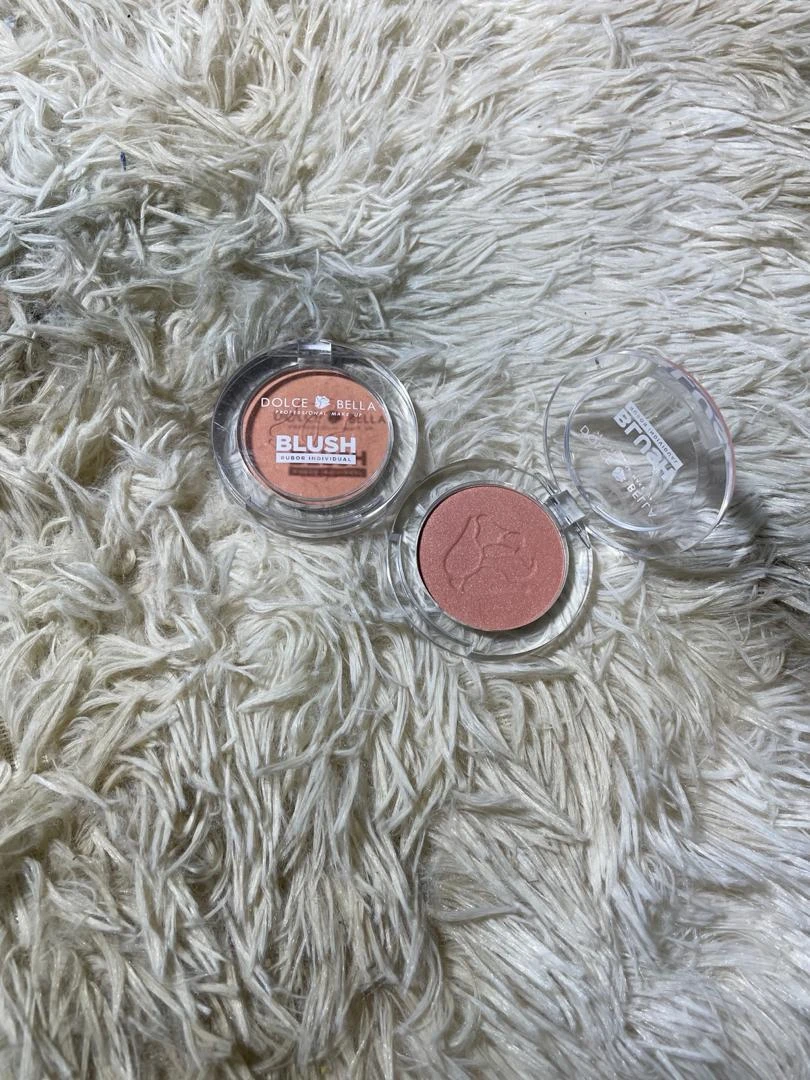 Rubor iluminador dolce bella  ($4.00 USD) — Gil Beauty