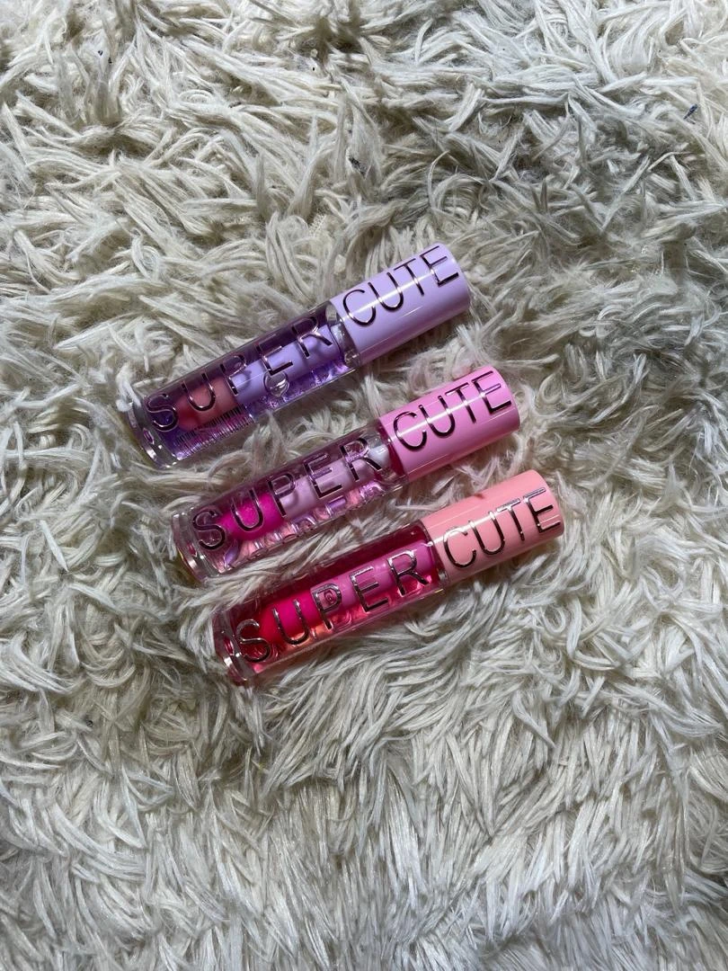 Gloss super cute ($2.20 USD) — Gil Beauty